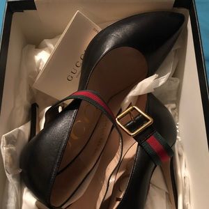 Gucci pumps